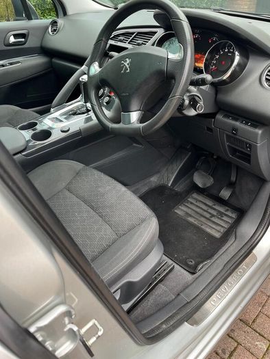 Peugeot 3008 2016