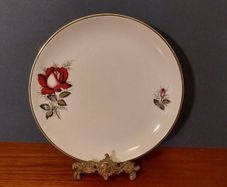 Vintage Arklow Pottery Cake Display Plate in the Popular Autumn Rose Pattern