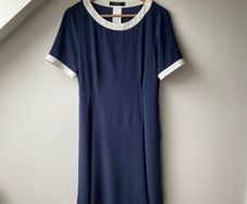 Weekend Max Mara Navy Blue & White Contrast Trim Shift Dress