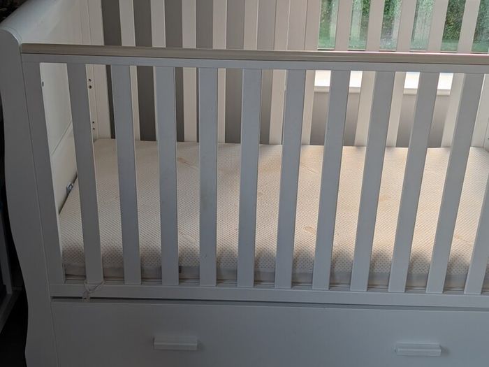 white oslo cot bed