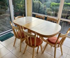kitchen table and chairs