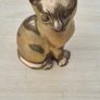 Vintage brass figurine of a sitting cat Image 5