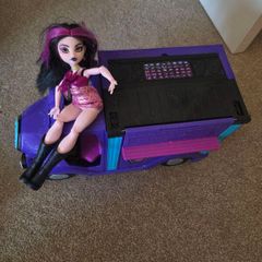 Monster High van and Draculaura doll