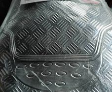 Metallic look car hat set
