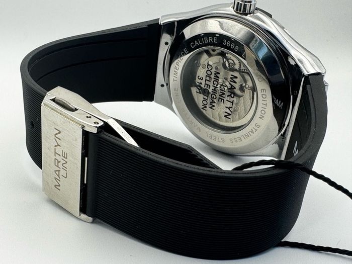 MARTYN LINE automatic skeleton