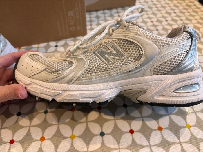 New Balance, size 6