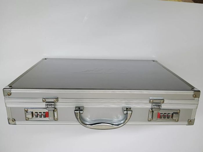 Corgi James Bond Attache Case with 8  Chrome Bond Cars