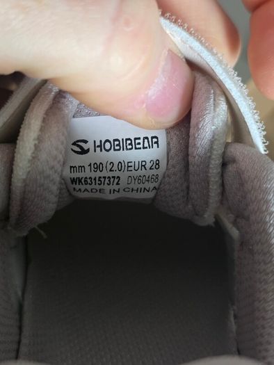 Kisds hoboibear barefoor runners