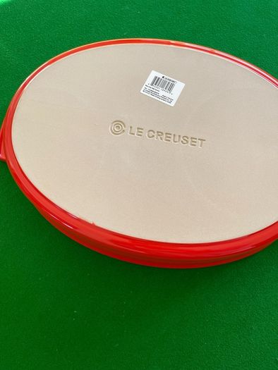 Le Creuset Stoneware large oval Baking Dish