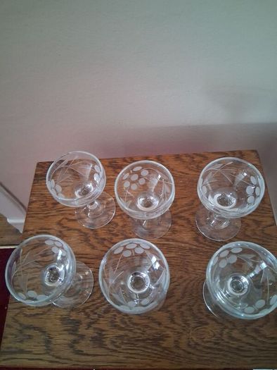 Etched glasses