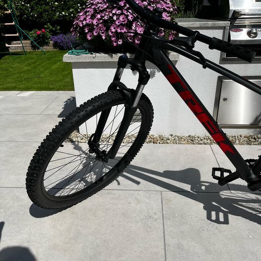trek marlin 5 gen 3. frame M/L