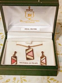 Mother of Pearl Inlay Jewellery Set