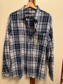 New Men's shirt, size XL
