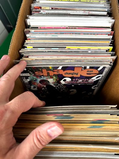 Vertigo & DC Long Comic Box w 330 comics for Sale