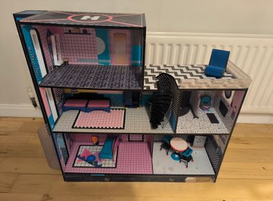 LoL Suprise OMG Doll House