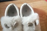 Girl shoes