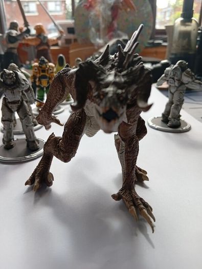 fallout figures complete set including deathclaw BAF