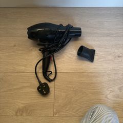 Hairdryer