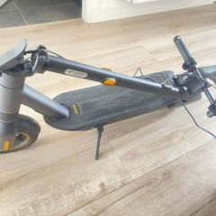 MAX G2 by Segway + Helmet Included!