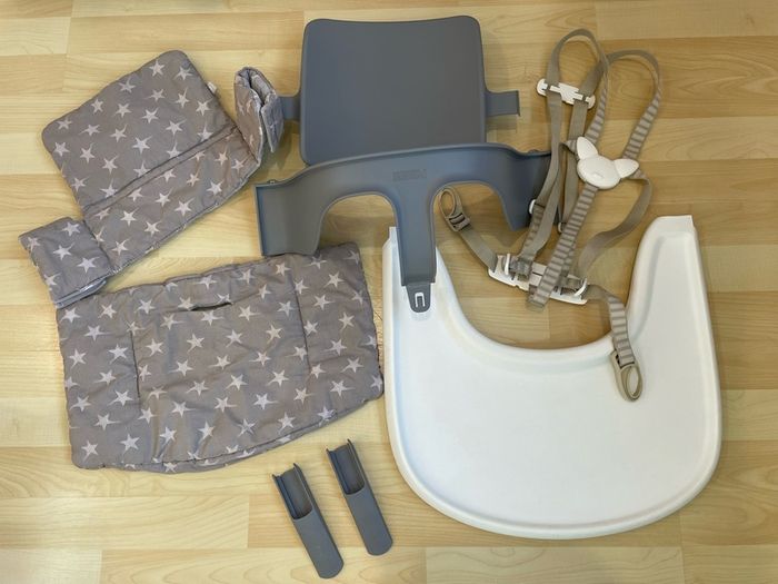Stokke Tripp Trapp baby weaning accessories