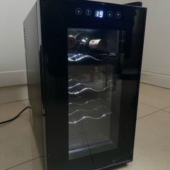 Wine fridge cooler