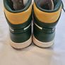 Nike Air Jordan 1 Mid Trainers Image 8