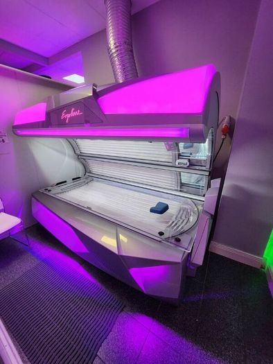 Sunbed Ergoline Affinity 900