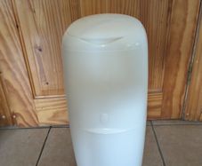 Free Angelcare Nappy bin
