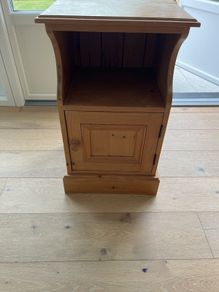 bedside lockers x 2