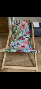 Wooden sunbed