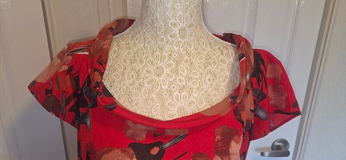 Gallery Red Floral Chiffon Blouse UK 12 Boho Occasion Floaty Top EU40