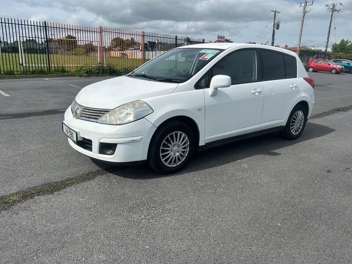 2011 Nissan Tiida Commercial