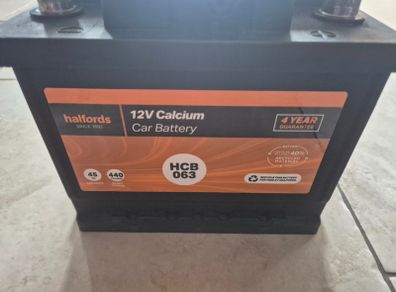 Car battery 063