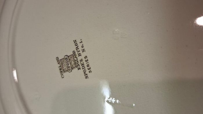Vintage Copeland Spode Byron Series Plate Set