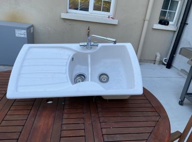 Belfast kitchen sink