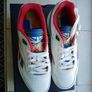 Reebok size 4 uk kids Image 2