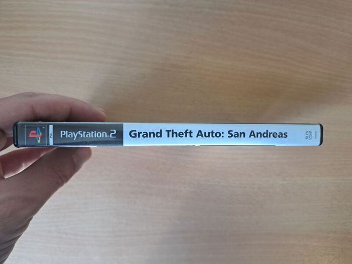 Grand Theft Auto San Andreas (w / map)