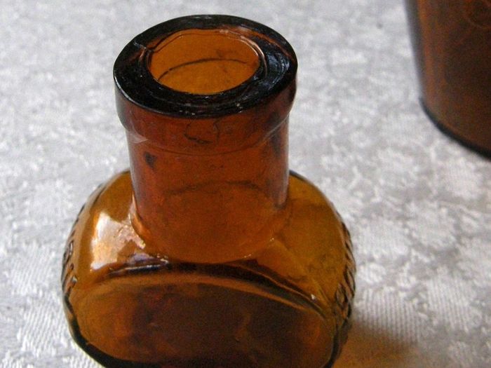 Set of 3 Antique Amber Glass Bottles - OXO 16oz & Bovril 2oz & 1/2oz. c.1900-1930. Excellent Antique Condition