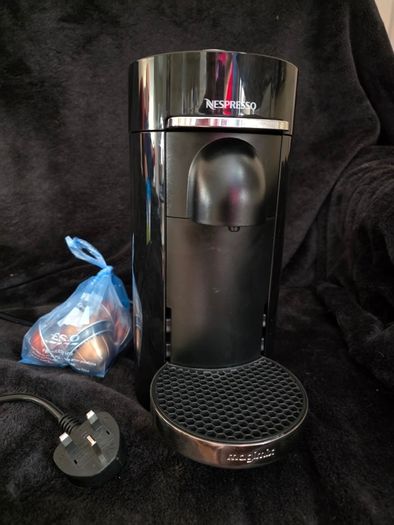 Nespresso VertuoPlus M600 Coffee Machine
