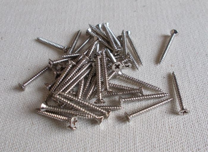 Humbucker Mounting Ring Screws (Nickel or Black)