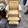 Recliner chair Image 2