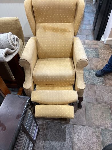 Recliner chair