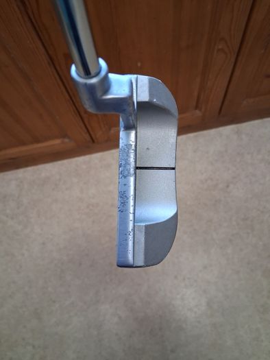 Golf Clubs. Set Of US Kids Left Handed Golf Clubs For 9 To 10 Years In Very Good Condition.  Collect In Dublin Or Receive Via Post.