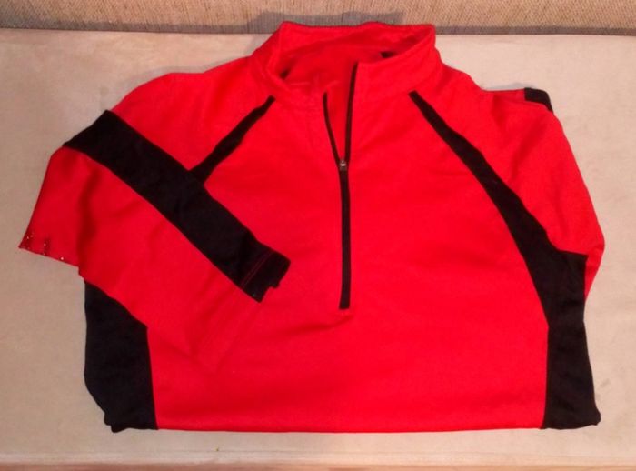 Men's sports top