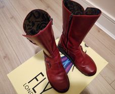 Fly boots