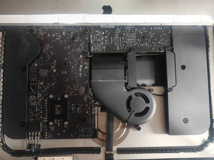 Faulty iMac a2116