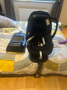 Car seat and 2 isofix