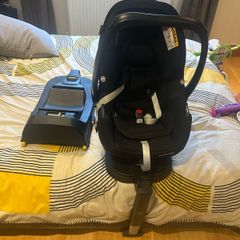 Car seat and 2 isofix