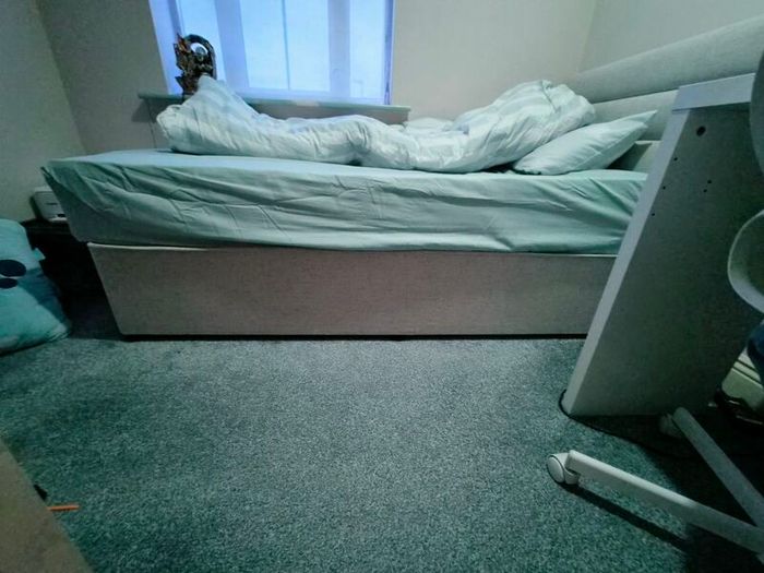 Single bed