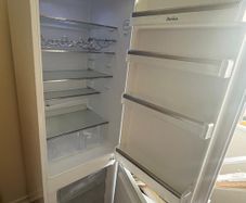 Integrated Fridge Freezer